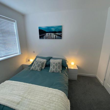 Modern 2 Bedroom Apartment, With Car Parking. Bitton Εξωτερικό φωτογραφία